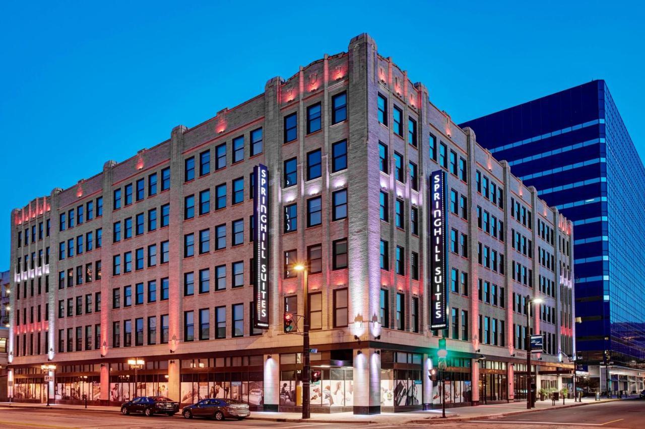 Springhill Suites By Marriott Milwaukee Downtown Exterior foto