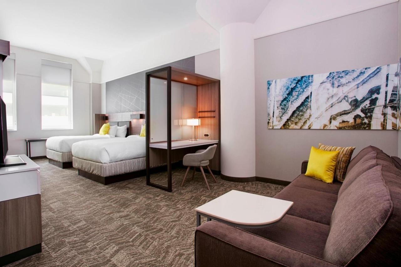 Springhill Suites By Marriott Milwaukee Downtown Exterior foto