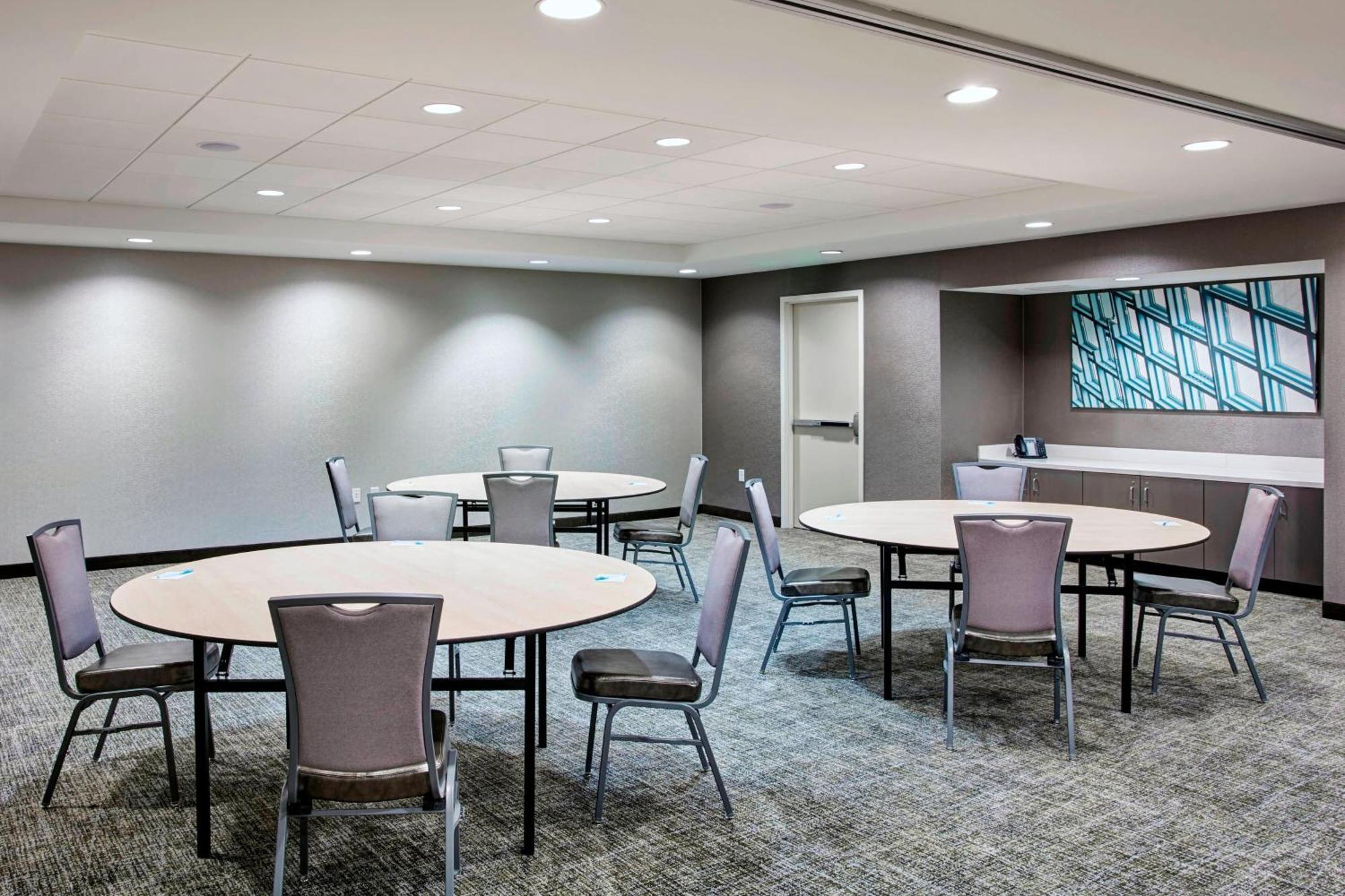 Springhill Suites By Marriott Milwaukee Downtown Exterior foto