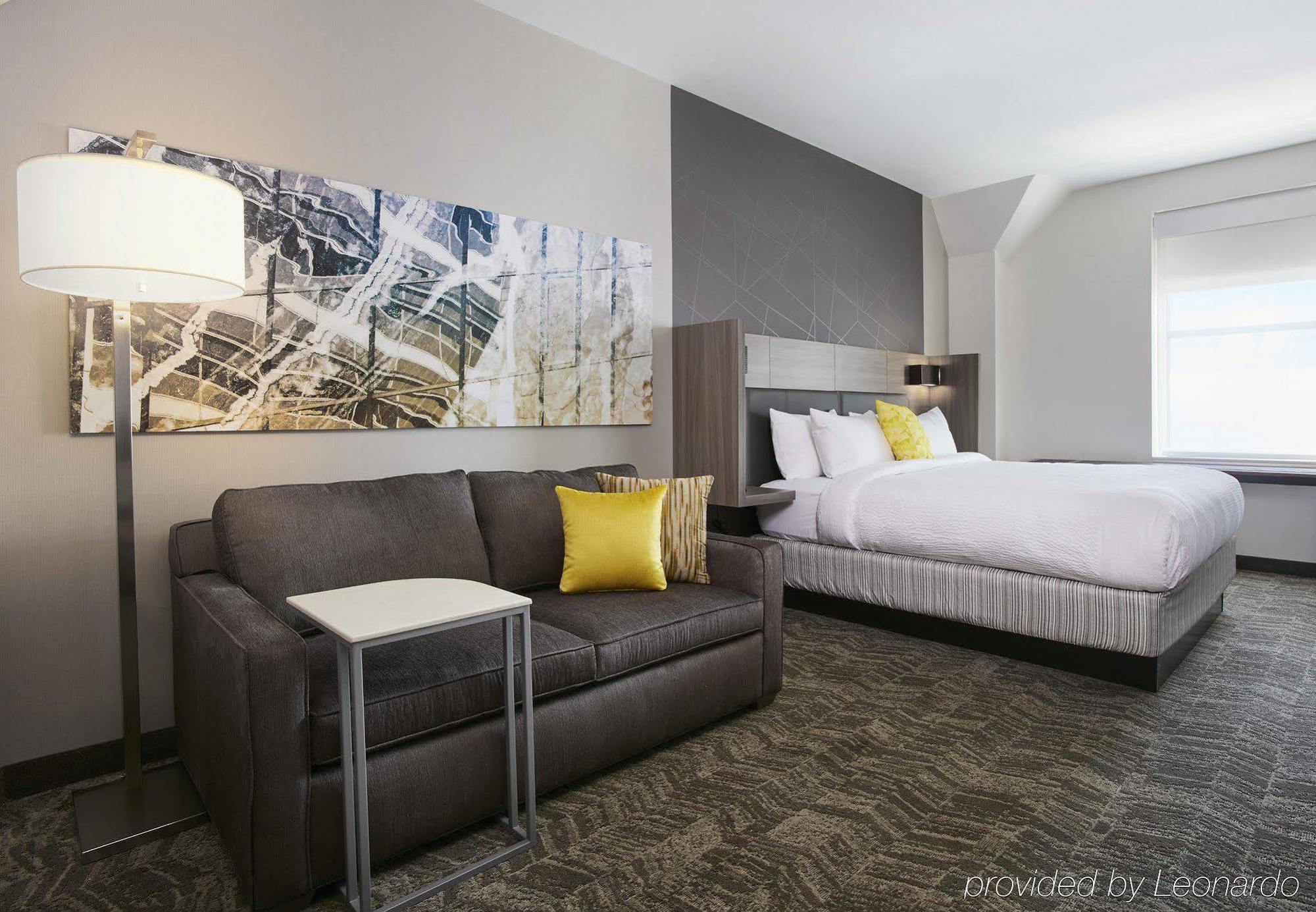 Springhill Suites By Marriott Milwaukee Downtown Exterior foto